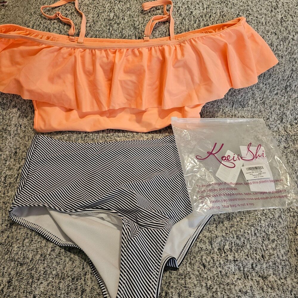 New Bikini Set Tummy Control Blue & White Bottoms Ruffled Coral Top Tankini - Picture 2 of 11